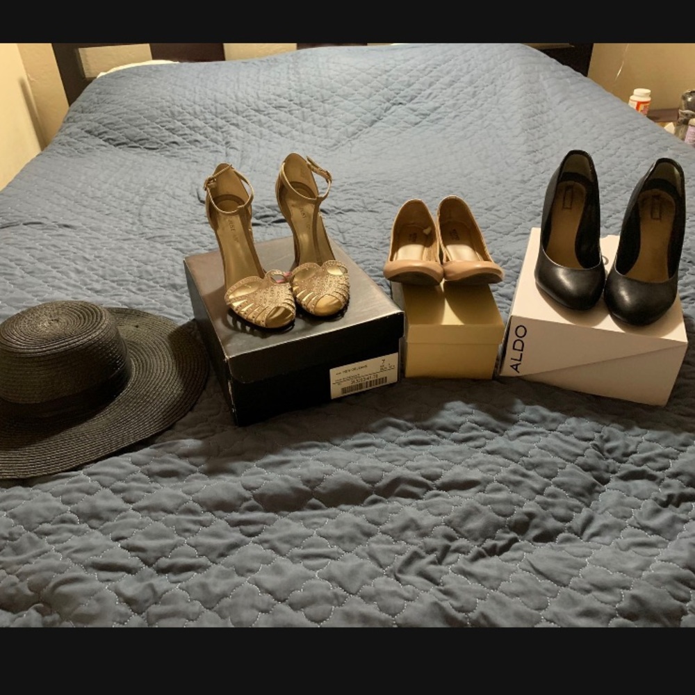 Three pair of heels as a bundle and a hat